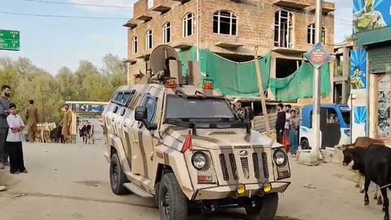 India News | Kashmir IGP Sujit Kumar Reaches Budgam Operation Site After Terrorist Killed in Encounter