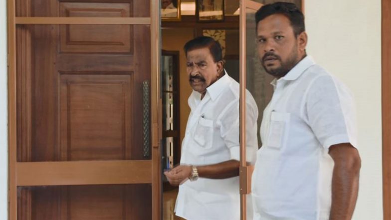 India News | DVAC Raids Former TN Minister KN Nehru's Residence in Tiruchirappalli; DMK Cadres Gather Outside