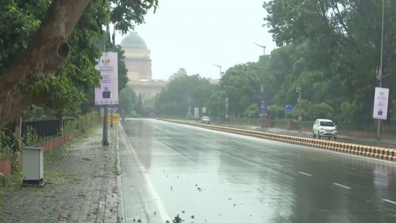 India News | Delhi-NCR: Fresh Rain Brings Respite from Humid Weather; Waterlogging Reported in Several Areas