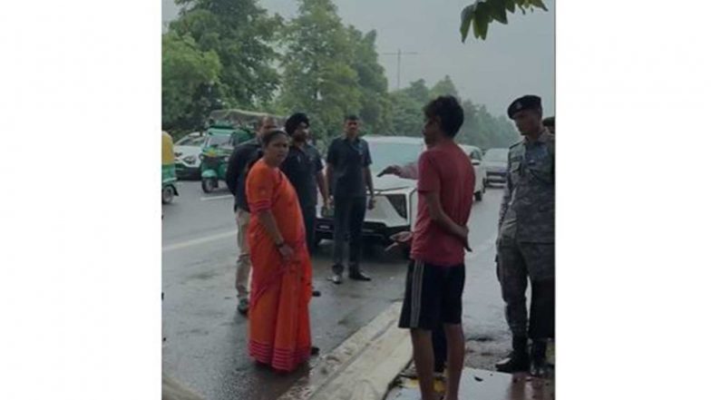 India News | Delhi CM Rekha Gupta Inspects Waterlogging Amid Heavy Rain, Directs Officials to Deploy Pumps