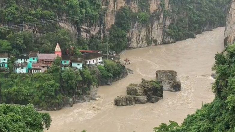 India News | Rudraprayag Sees Continuous Rains, Water Nearing Warning Level in Alaknanda, Mandakini Rivers 