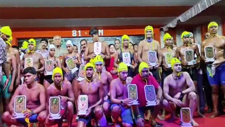 Sports News | 27 Swimmers Take Part in 81-km Open Water Swimming Competition in Murshidabad
