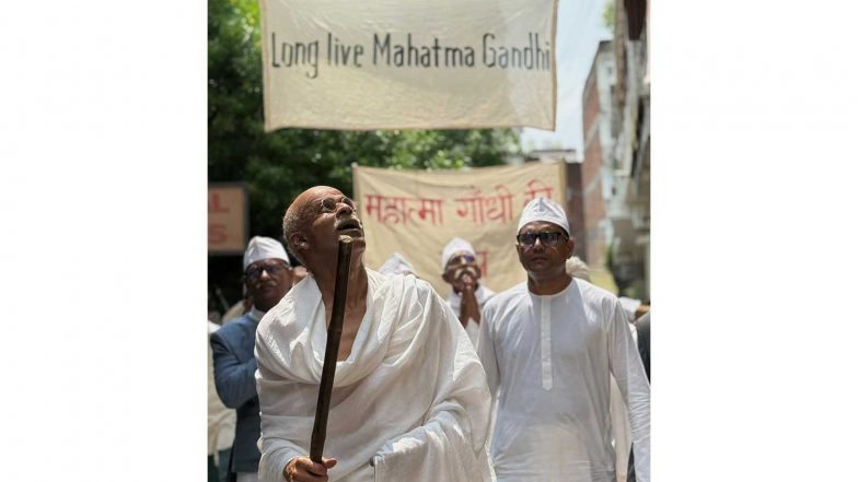 Entertainment News |  First Look: Manoj Bajpayee Looks Unrecognizable as Mahatma Gandhi in Sudhir Mishra’s Next