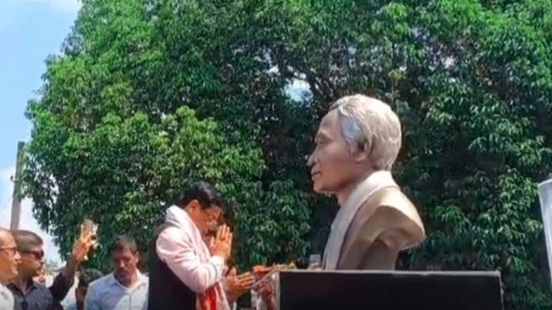 India News | Union Minister Sarbananda Sonowal Unveils Bust of Dikhmukh College Founder Haren Bhuyan in Sivasagar