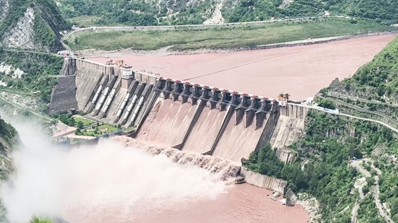 Business News | National Reservoir Levels Reach 70.3% Capacity Amid Widening Regional Monsoon Gaps: Report
