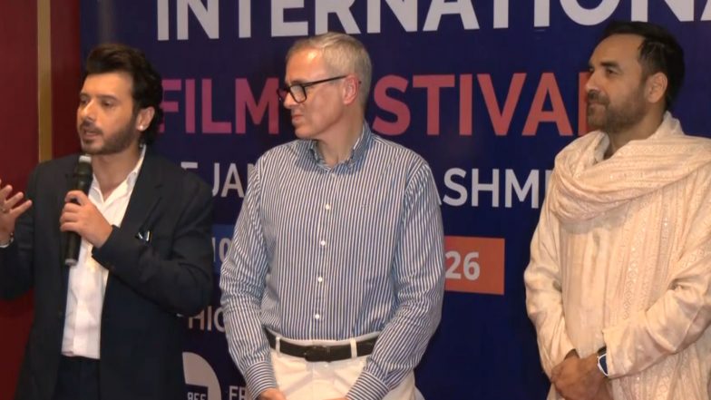 Entertainment News | International Film Festival of JK: CM Omar Abdullah Interacts with Pankaj Tripathi, Divyendu in Srinagar