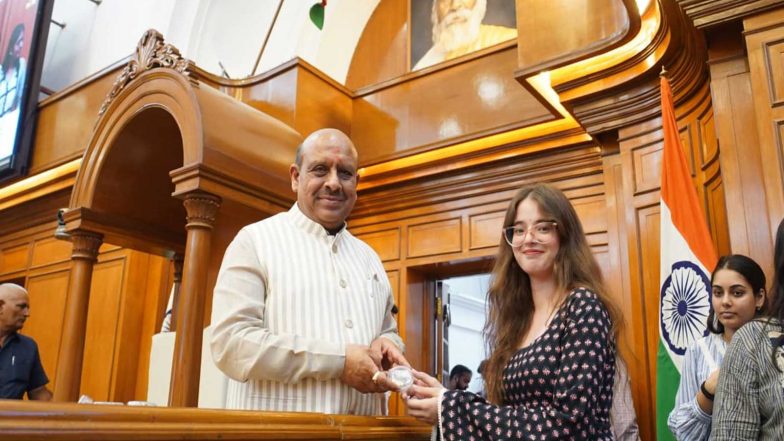 India News | “Do Not Watch Politics from Distance; Step Forward, Participate and Contribute to Building a Viksit Bharat”: Delhi Assembly Speaker Vijender Gupta