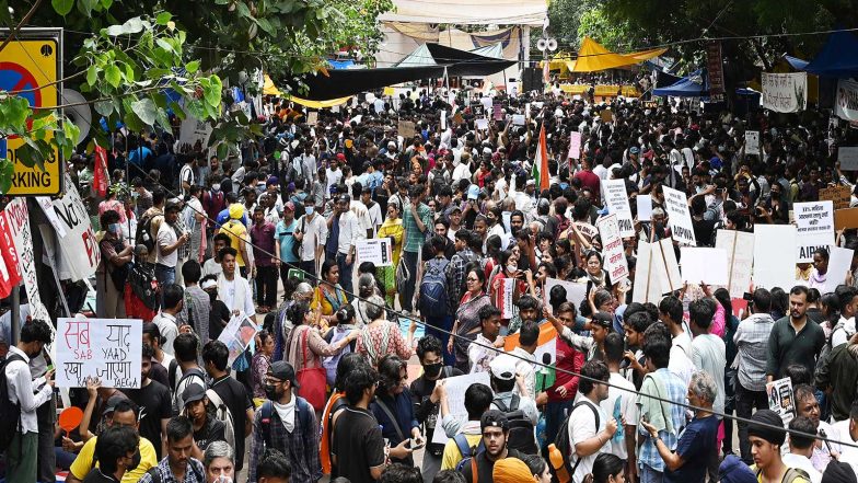 India News | SC Questions Greater Noida Magistrate's Notice to Student over CJP Protest