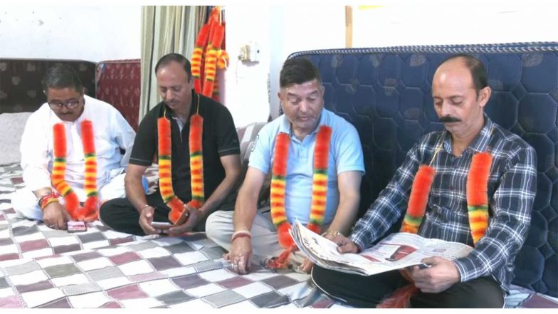 India News | Primary Teachers’ Chain Hunger Strike Enters 46th Day in Shimla, Seek Restoration of Earlier Cluster System