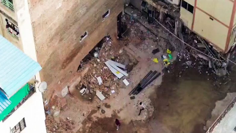 India News | Delhi Building Collapse: Basement Filled with 3 Truckloads of Debris, Wall Removed Before Collapse, Probe Reveals