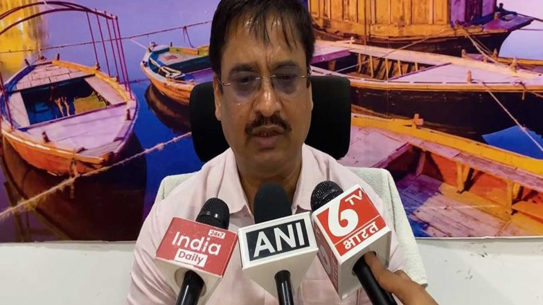 India News | Varanasi Municipal Corporation Issues Notices to 489 dilapidated Properties After Devnathpura House Collapse 