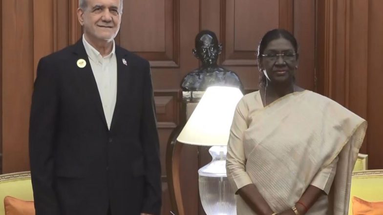 World News | President Droupadi Murmu Meets Iranian Counterpart Masoud Pezeshkian in Delhi