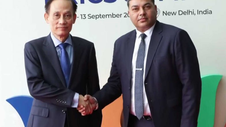World News | Vietnam's Foreign Minister Le Hoai Trung Arrives in Delhi to Attend 18th BRICS Summit