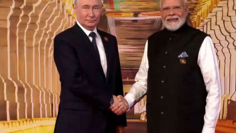World News | BRICS Summit: PM Modi Welcomes Russian President Vladimir Putin at Bharat Mandapam