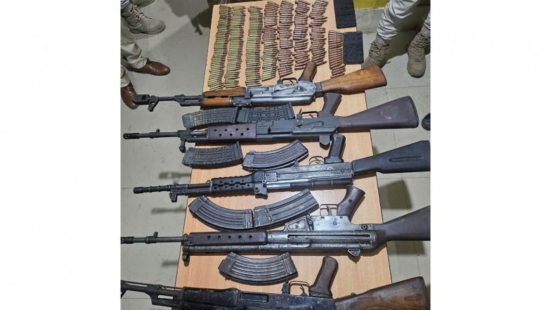 India News | Assam Rifles Apprehends 3 USRA Cadres in Manipur's Churachandpur