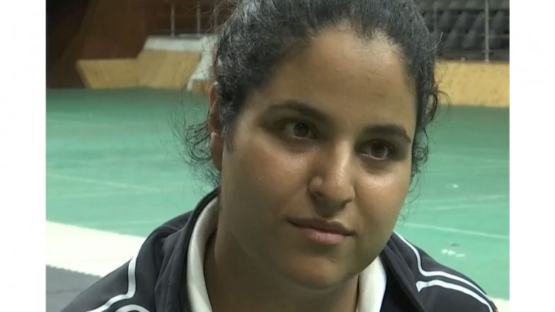 Sports News | Breaking Barriers Through Yogasana: Zubaida Lateef Inspires Young Athletes in J-K