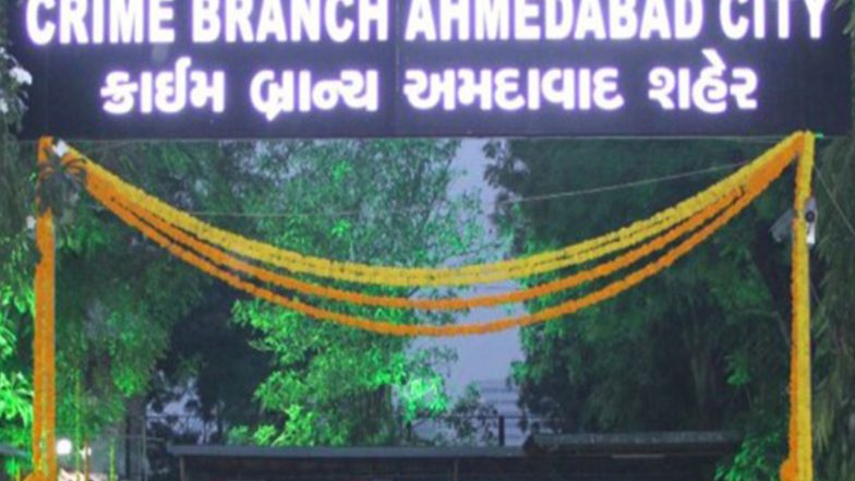 India News | Ahmedabad: Crime Branch Intercepts Inter-state Drug Racket, Mephedrone Worth Rs 4.5 Crore Seized; 3 Arrested