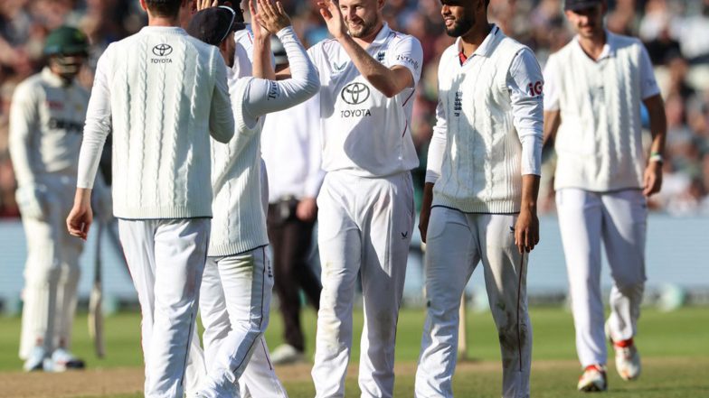 Sports News | England Thrash Pakistan by Eight Wickets to Complete 3-0 Test Sweep