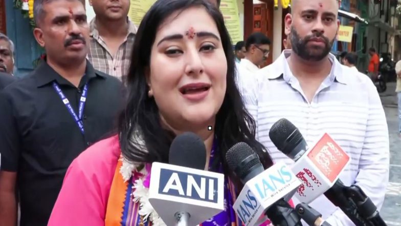 India News | BJP MP Bansuri Swaraj Offers Prayers at Delhi Temple on Ganesh Chaturthi, Prays for India's Progress