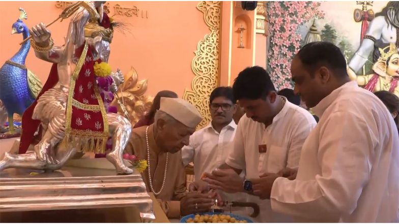 Entertainment News | Pt Hariprasad Chaurasia Performs Pranpratishtha Ceremony of Shreemant Bhausaheb Rangari Ganpati in Pune