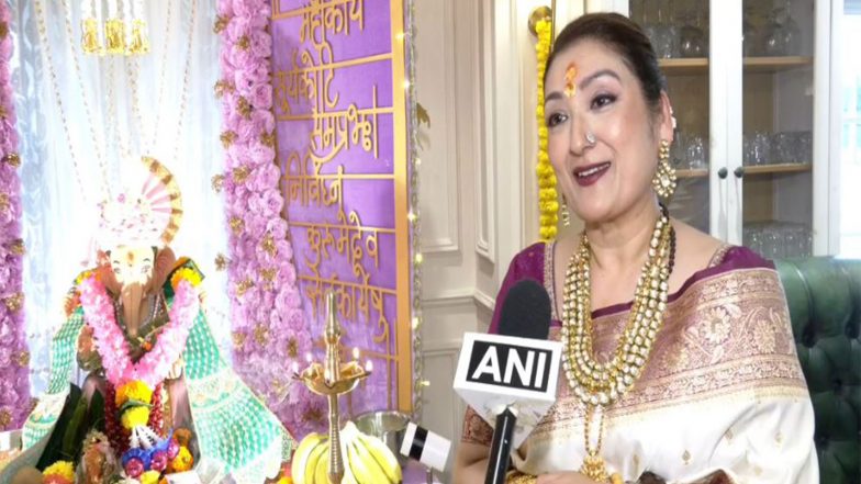 Entertainment News | Sunita Ahuja Welcomes Ganpati Bappa Home, Says Husband Govinda Will Come for Darshan at Night