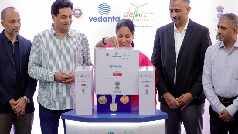 Sports News | CM Rekha Gupta Unveils Vedanta Delhi Half Marathon Finisher Medal, Calls It Celebration of Fitness, Diversity and Public Participation