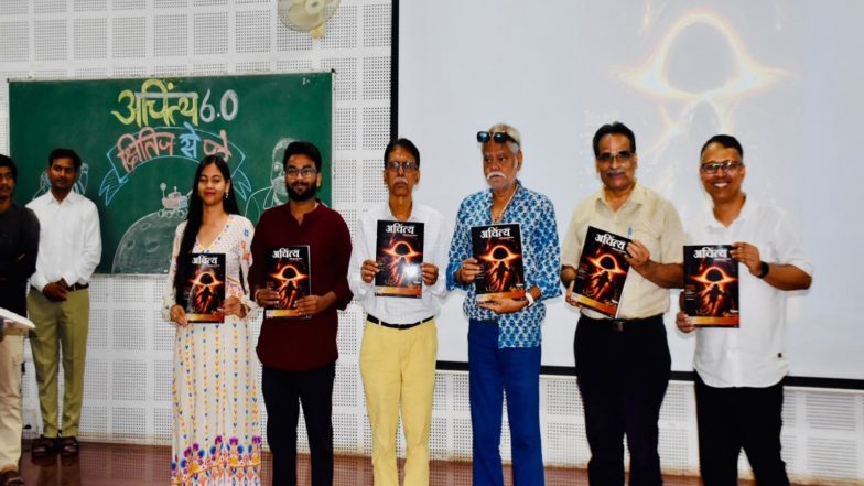 Entertainment News | Sanjay Mishra Recalls School Days, Acting Journey at BHU Hindi Diwas Programme