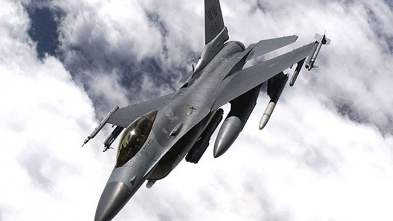 World News | F-16 Fighter Jet Crashes in Michigan During Training Mission, Pilot Injured