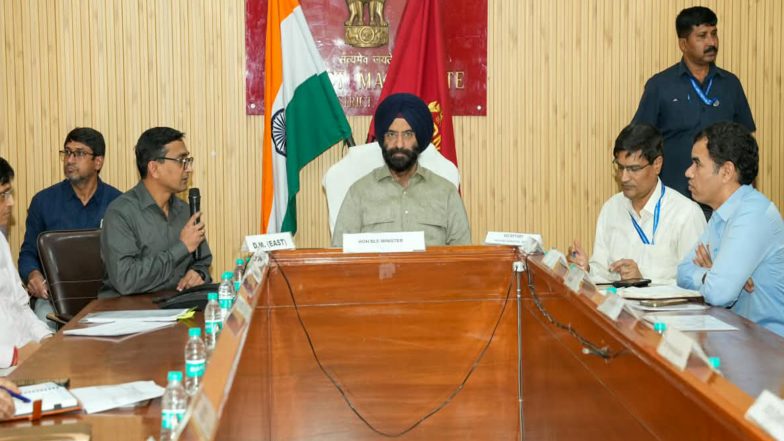 India News | Delhi Govt Steps Up District-level Anti-pollution Strategy; Sirsa Directs Hotspot Mapping, Strict Enforcement
