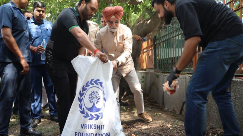 India News | Delhi LG Taranjit Sandhu Participates in Cleanliness Drive Under 'Swachhta Hi Sewa Pakhwada' Campaign&nbsp;