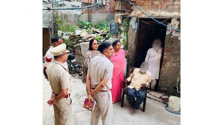 India News | Delhi Women Commission Chief Lata Gupta Meets Family of Swaroop Nagar Minor Rape-murder Victim