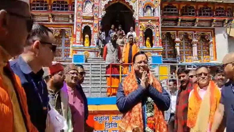 India News | Uttarakhand CM Dhami Visits Badrinath Dham, Offers Prayers to Shri Badri Vishal