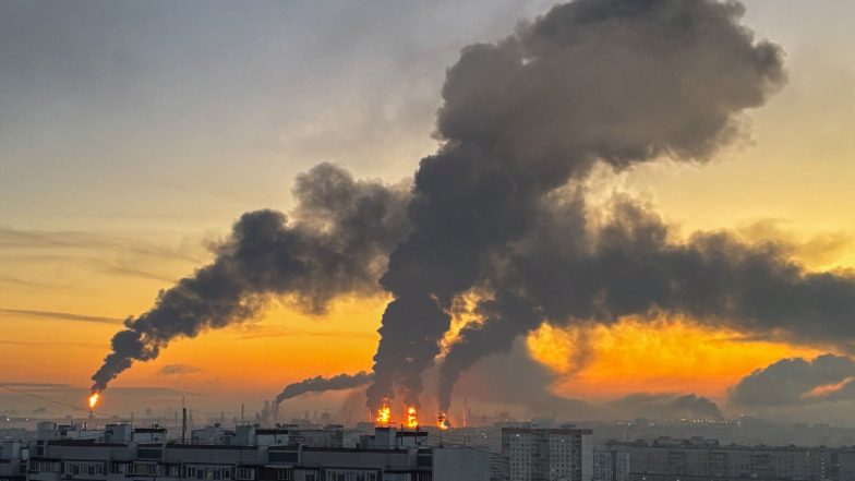 World News | Moscow Repels ‘largest Enemy Drone Attack’ Involving over 1,600 UAVs Amid Russian Parliamentary Elections
