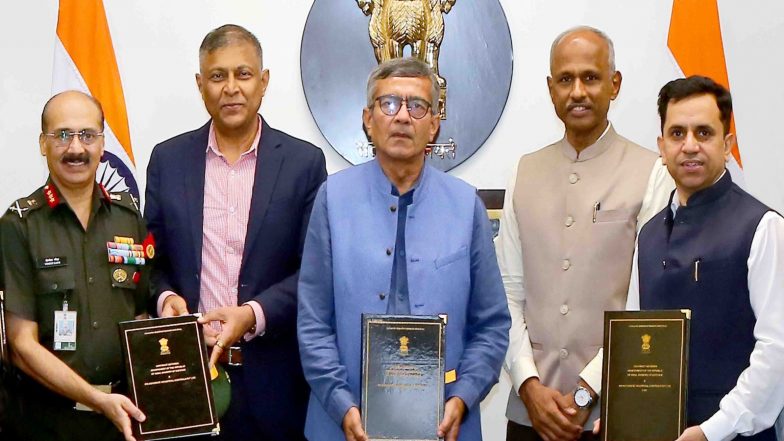India News | MoD Inks Rs 586 Crore Contract to Procure Auxiliary Power Units for T-72 & T-90 Tanks
