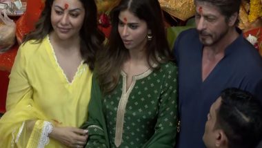 SRK at Lalbaugcha Raja 2026: Shah Rukh Khan and Gauri With Daughter Suhana Attend Aarti at Mumbai&rsquo;s Iconic Ganesh Pandal