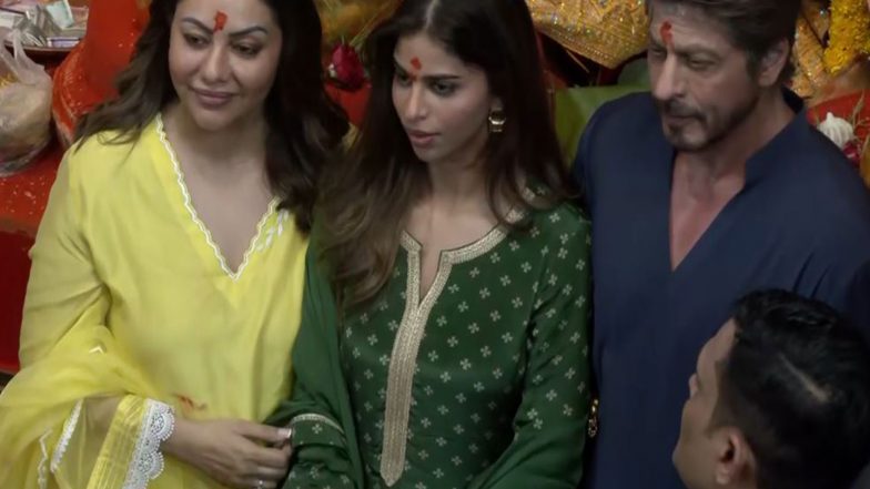 SRK at Lalbaugcha Raja 2026: Shah Rukh Khan and Gauri With Daughter Suhana Khan Attend Aarti at Mumbai&rsquo;s Iconic Ganesh Mandal