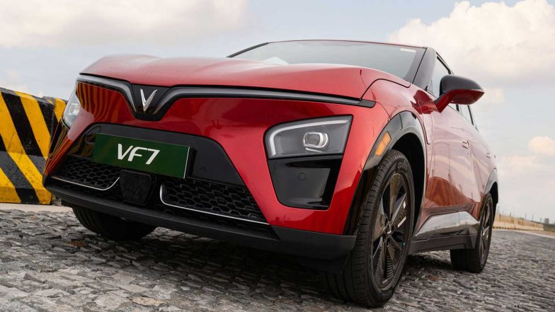 Business News | EV Battery Tech 101: Why VinFast's LFP Batteries Are Well-Suited to India's Heat