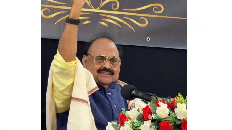World News | Want to Change Pak’s Existing Corrupt Political System: Muttahida Qaumi Movement Founder Altaf Hussain