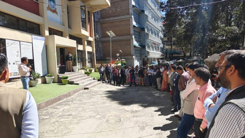 India News | Himachal Pradesh University Teachers' Association Continues Protest over Demands 