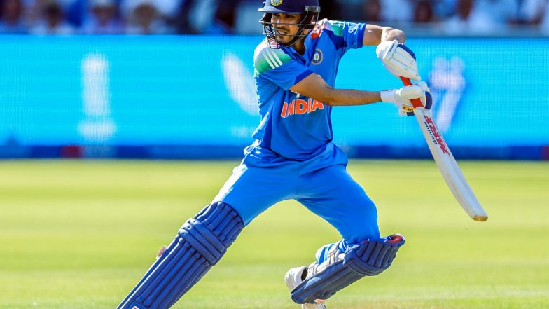Sports News | Shubman Gill Takes Elbow Blow in Nets Ahead of West Indies ODIs; Morkel Hopes Injuries Are 'out of the Way'