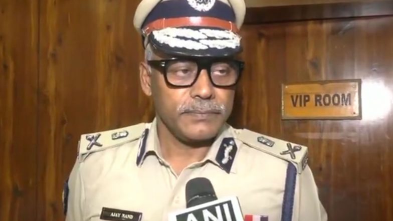 India News | Kolkata Police Commissioner Holds Meeting with Puja Committees Ahead of Durga Puja