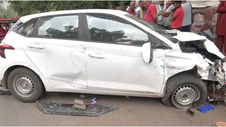 India News | Delhi: Speeding I20 Hits Auto, Rickshaw Near Sukhdev Vihar Metro Station; One Killed