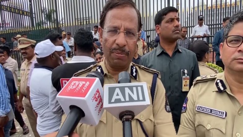 India News | Hyderabad: Lord Ganesh Idol Immersion Procession Concludes Peacefully Amid Heavy Police Deployment