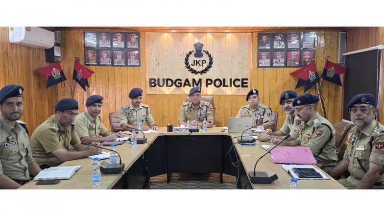 India News | J-K: IGP Sujit Kumar Reviews Security, Crime Situation in Budgam