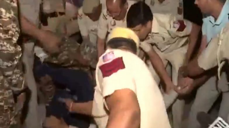 India News | AAP's Saurabh Bhardwaj, Other Party Workers Detained During Protest over Parvesh Sahib Singh Slapping Row