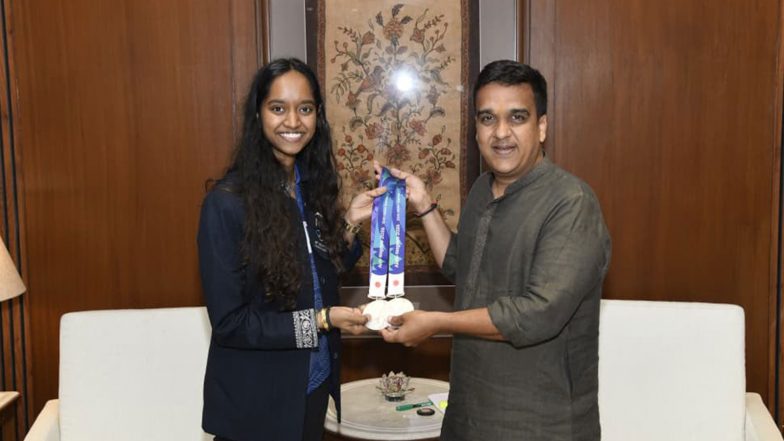 Sports News | Gujarat Deputy CM Harsh Sanghavi Honours Elavenil for Double Medal Run at Asian Games 2026