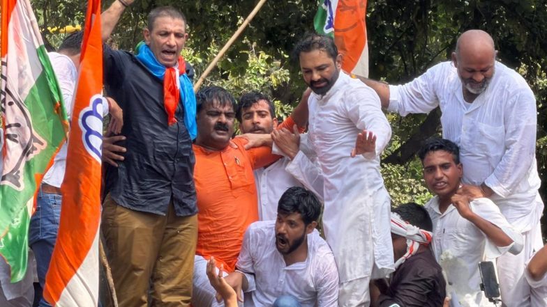 India News | MP Congress Workers Protest Against Chief Election Commissioner Gyanesh Kumar in Bhopal, Demand Resignation