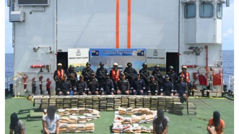 World News | Iranian Boat Carrying Drugs Seized off Lakshadweep; 5 Pakistani Nationals Held; Haji Salim Linked to Smuggling Plan