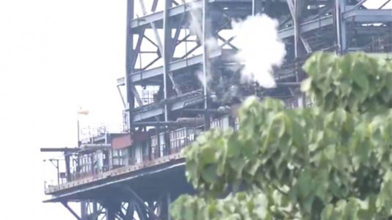 India News | Karnataka: Eight Injured in Blast and Fire at MRPL Facility in Mangaluru; Top Officials Rush to Spot