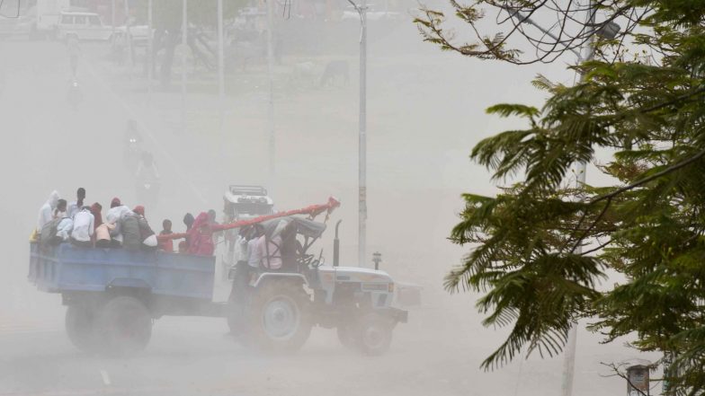India News | Delhi Records Lowest September Average AQI in 5 Yrs at 102; Air Quality Improvement Trend Continues